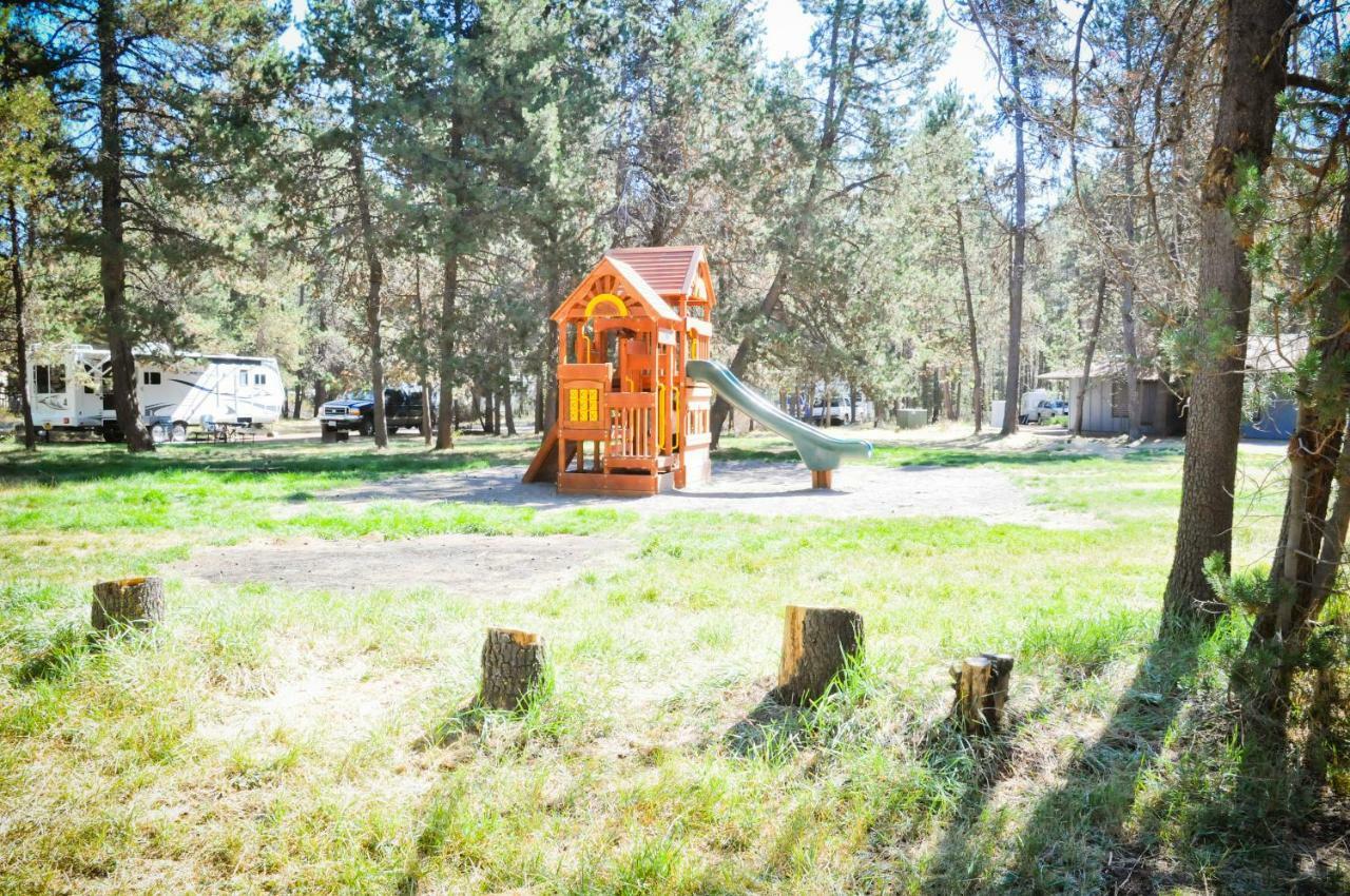 Bend-Sunriver Camping Resort Wheelchair Accessible Yurt 13 Εξωτερικό φωτογραφία